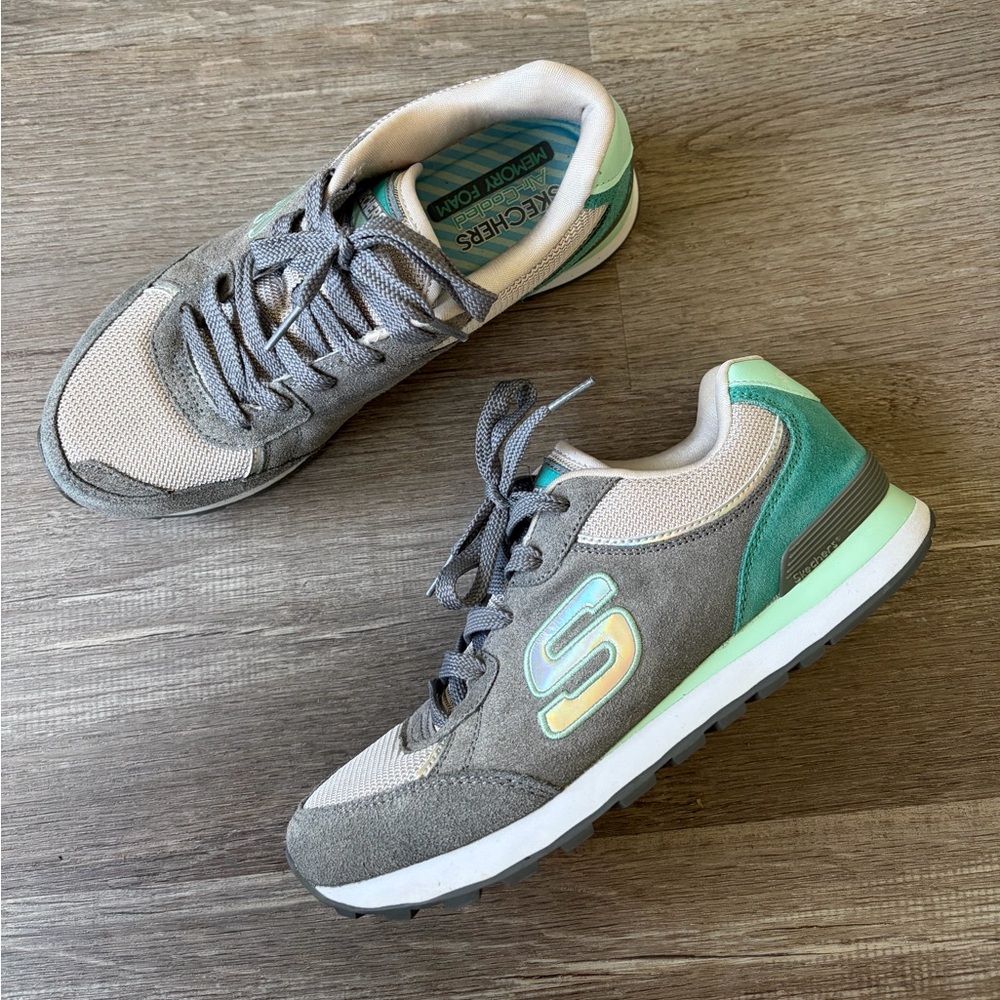 Skechers Green and Gray Sneakers